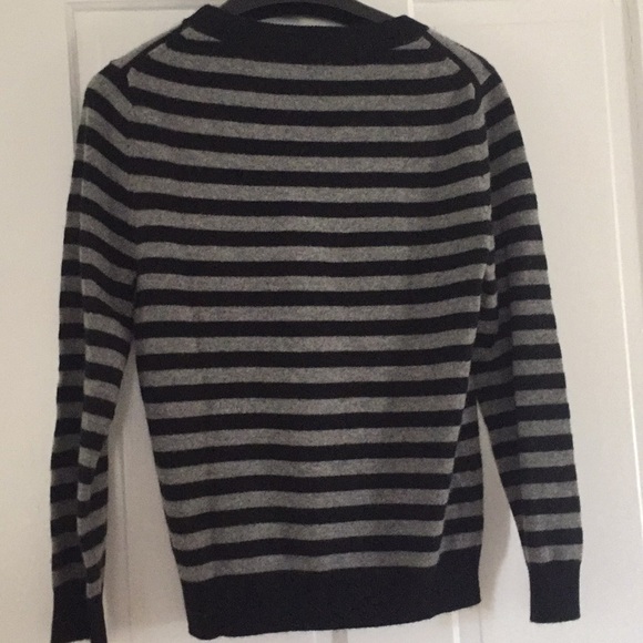 Stripe sweater - Picture 3 of 3